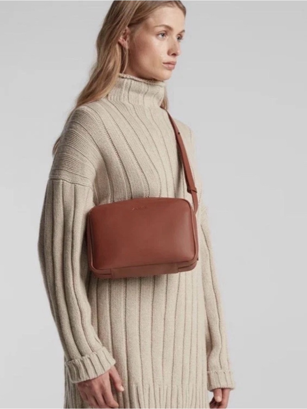 Monos Metro Crossbody Bag